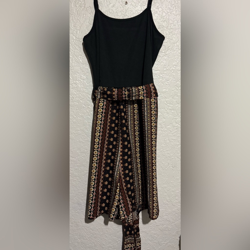 5/$20.00 bundle item. SHEIN Elegant Black Ribbed Blouse Romper